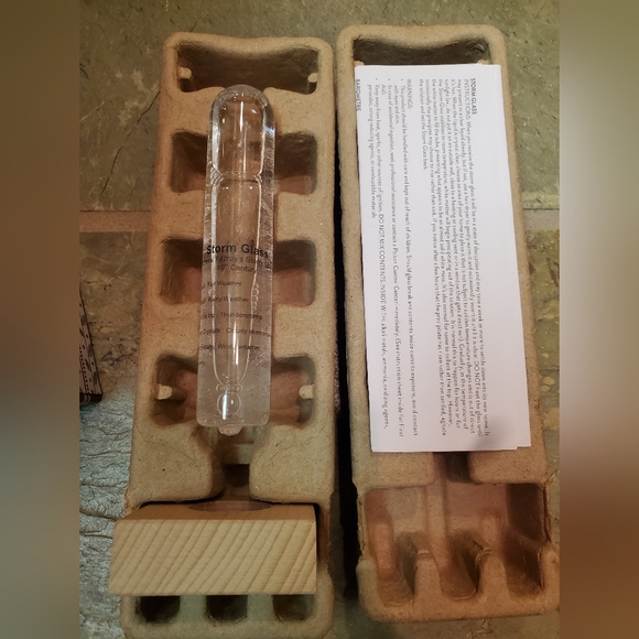 Weather Predicting Storm Glass with Wooden Base - Picture 3 of 5